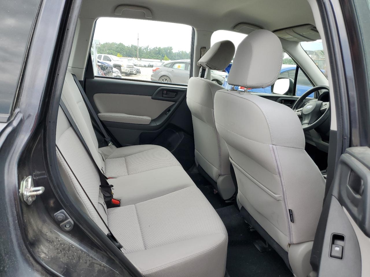 2015 Subaru Forester - Image 11