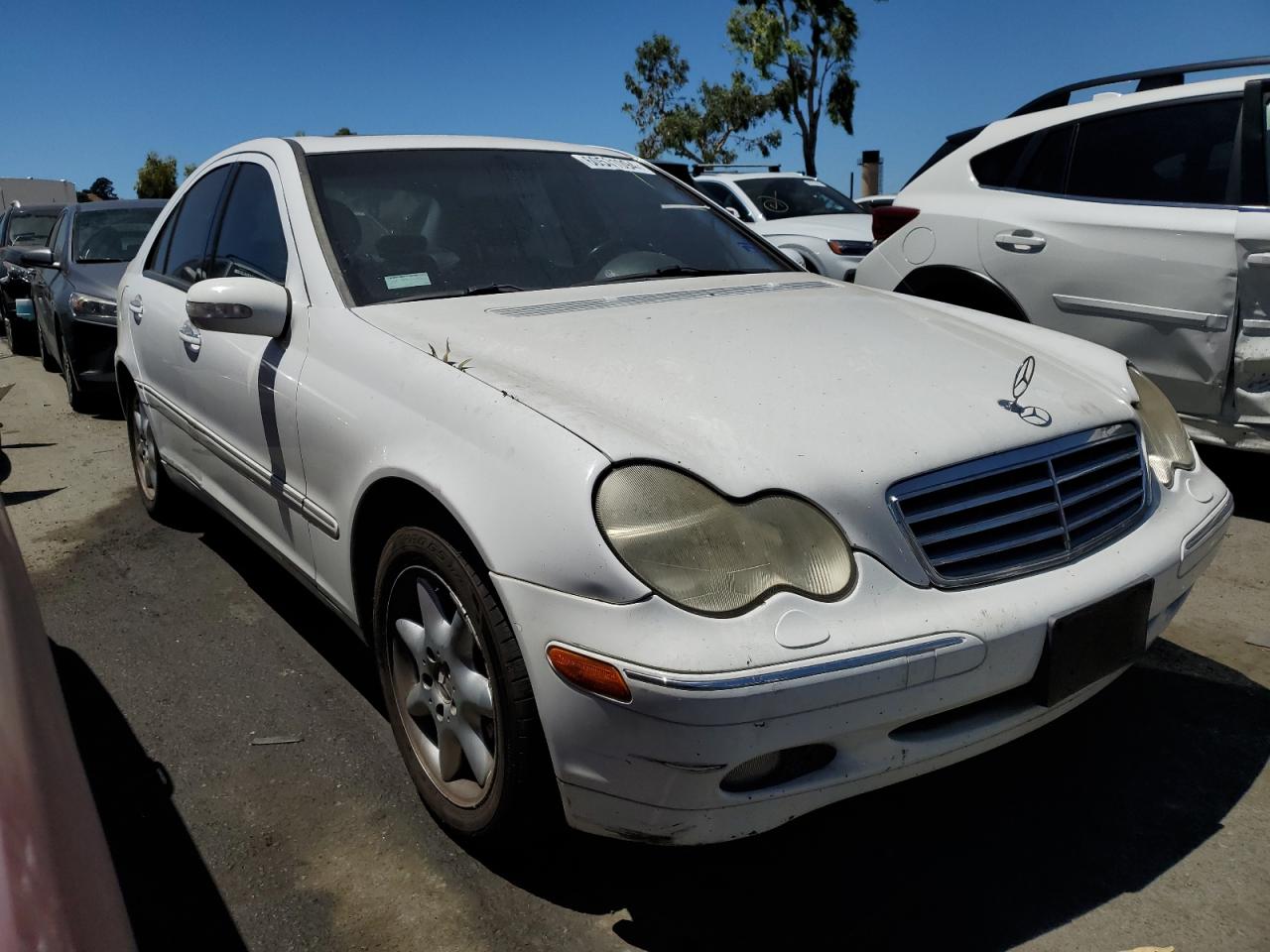 WDBRF64J01F087200 2001 Mercedes-Benz C 320