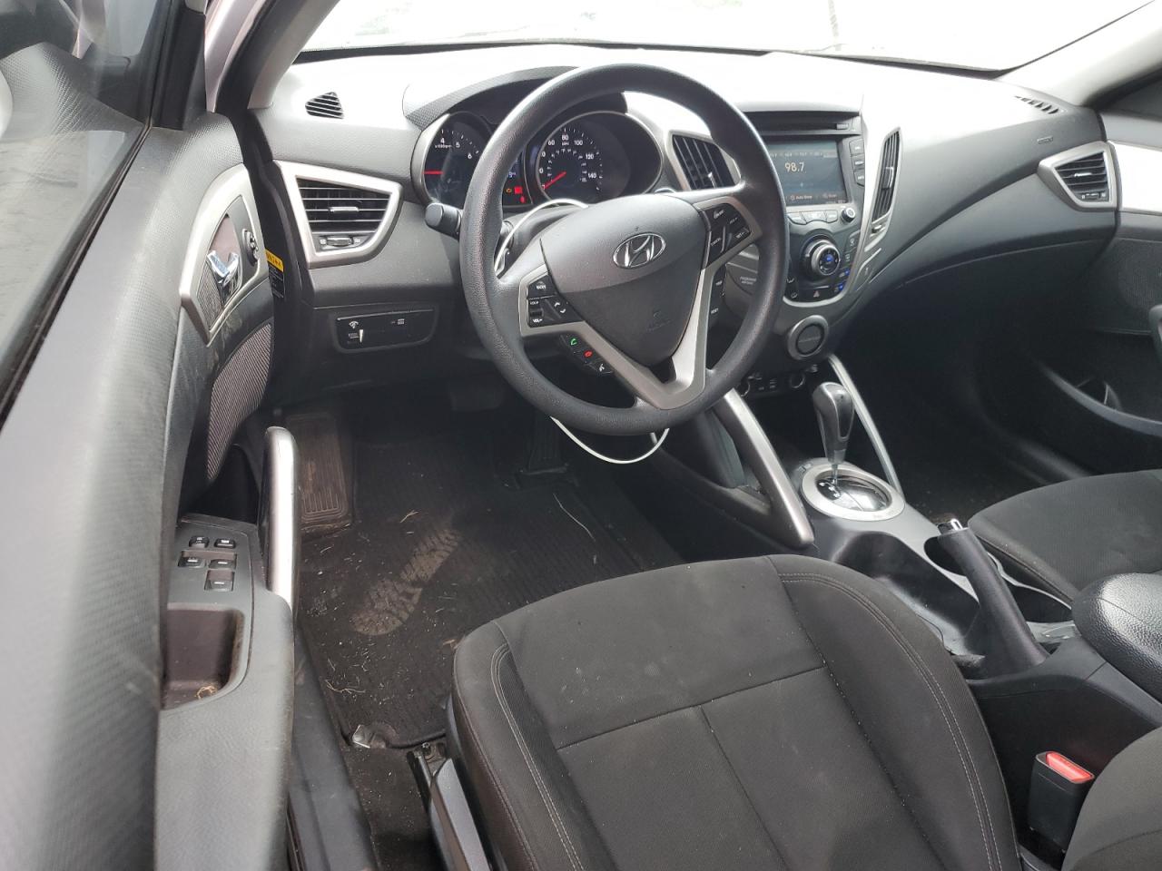 2016 Hyundai Veloster VIN: KMHTC6AD1GU292717 Lot: 59350664