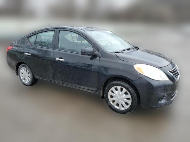  NISSAN VERSA 2012 Черный