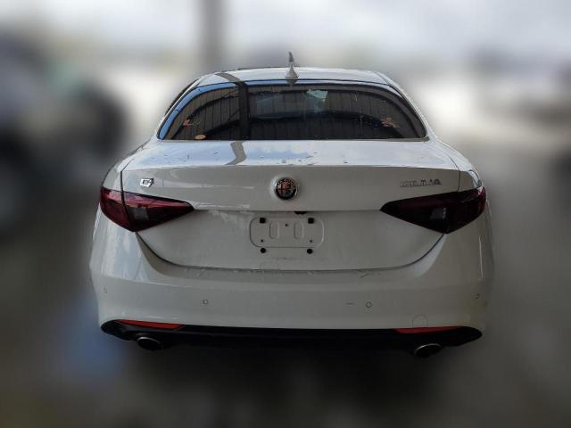  ALFA ROMEO GIULIA 2021 Белый