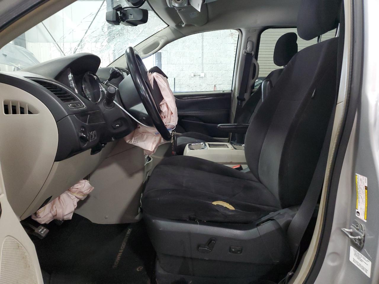 2011 Chrysler Town & Country Touring VIN: 2A4RR5DG9BR703374 Lot: 57517464