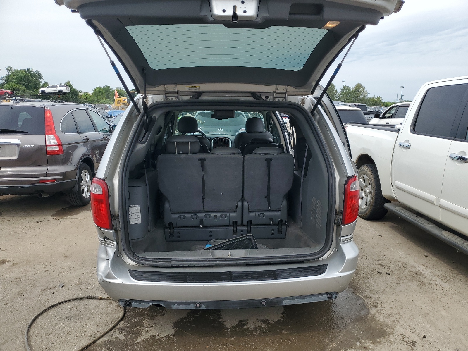 2A8GP64L26R907230 2006 Chrysler Town & Country Limited