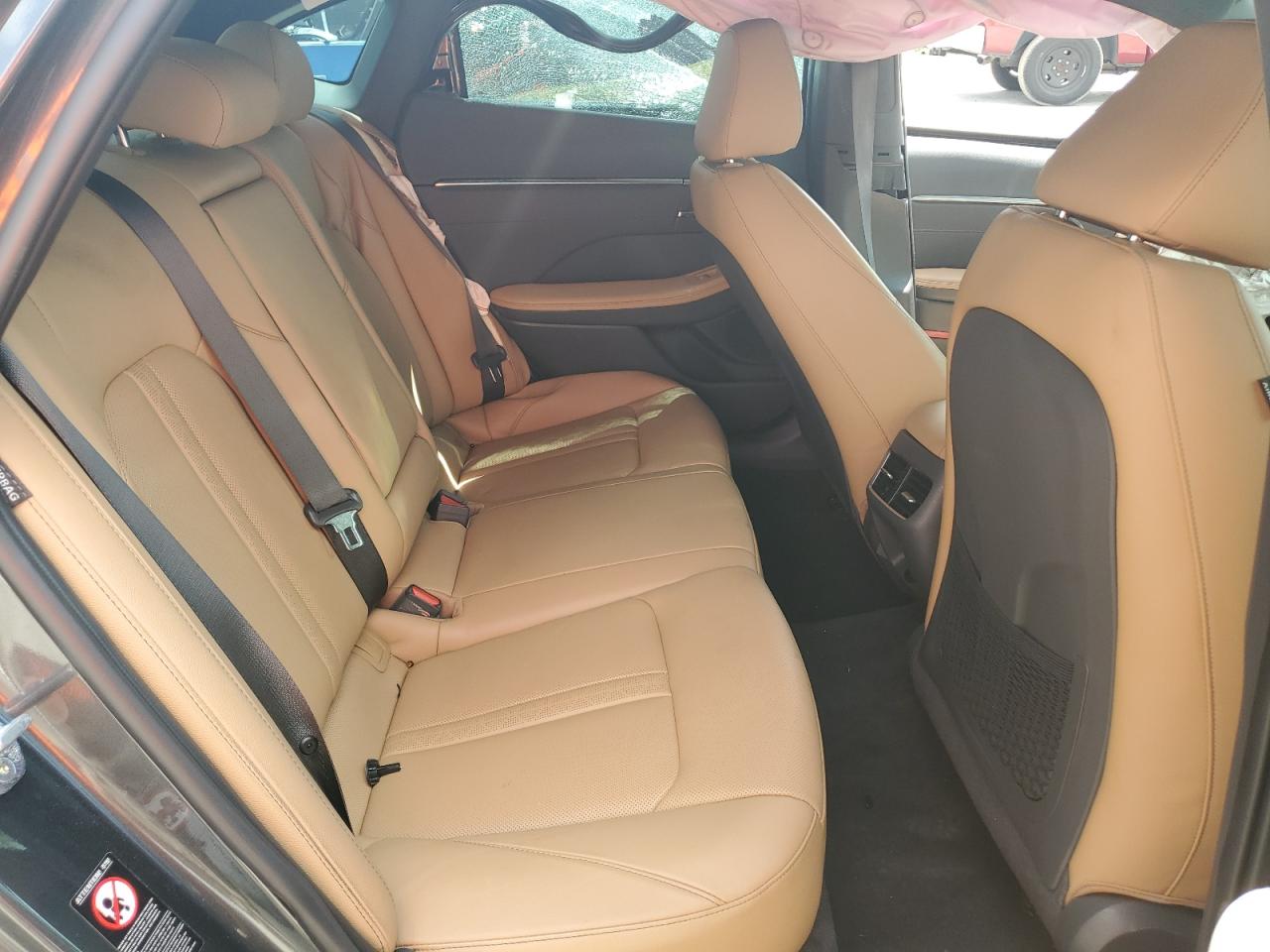 2022 Hyundai Sonata - Image 11