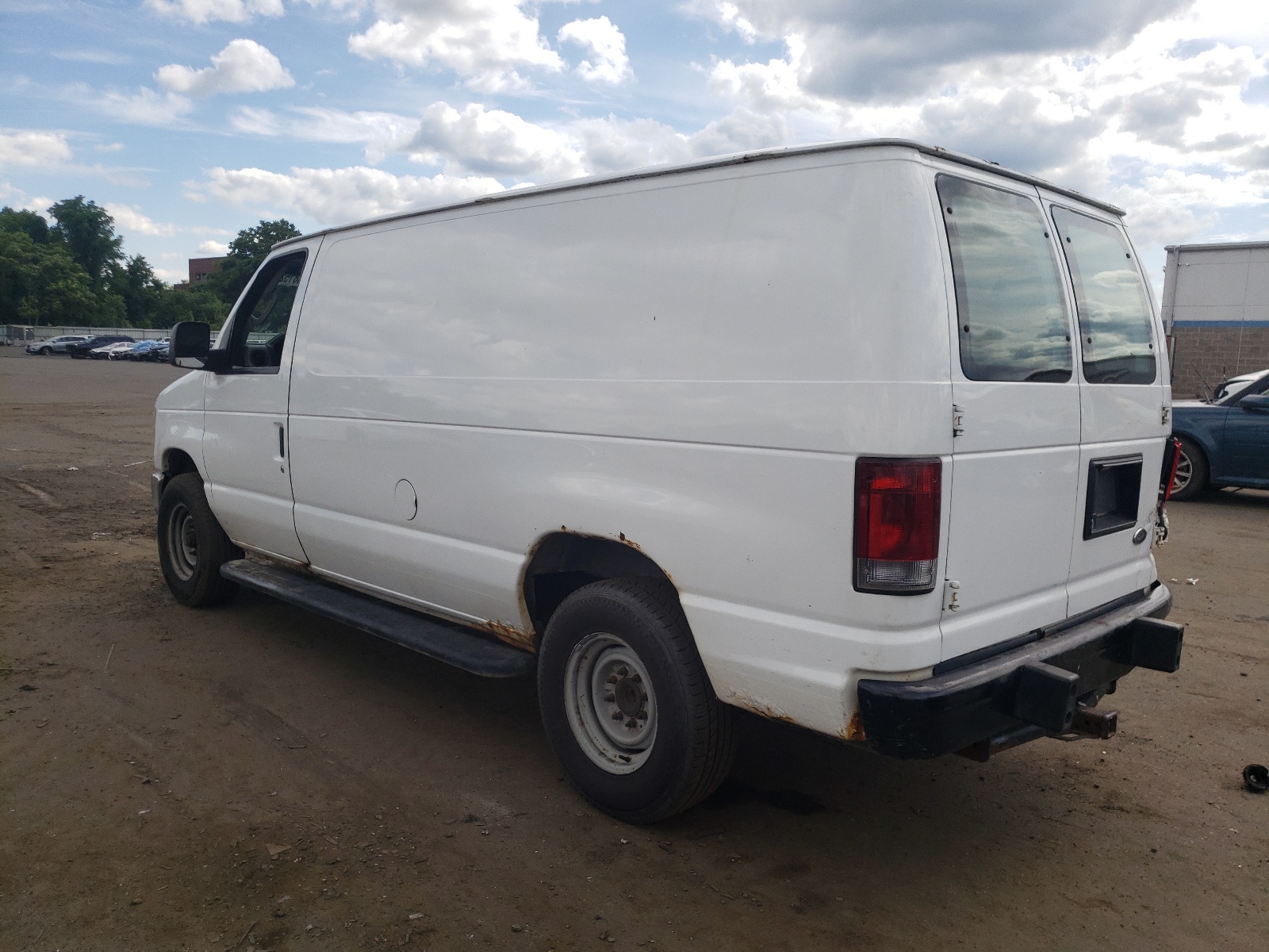 1FTNE2EW8BDA41861 2011 Ford Econoline E250 Van