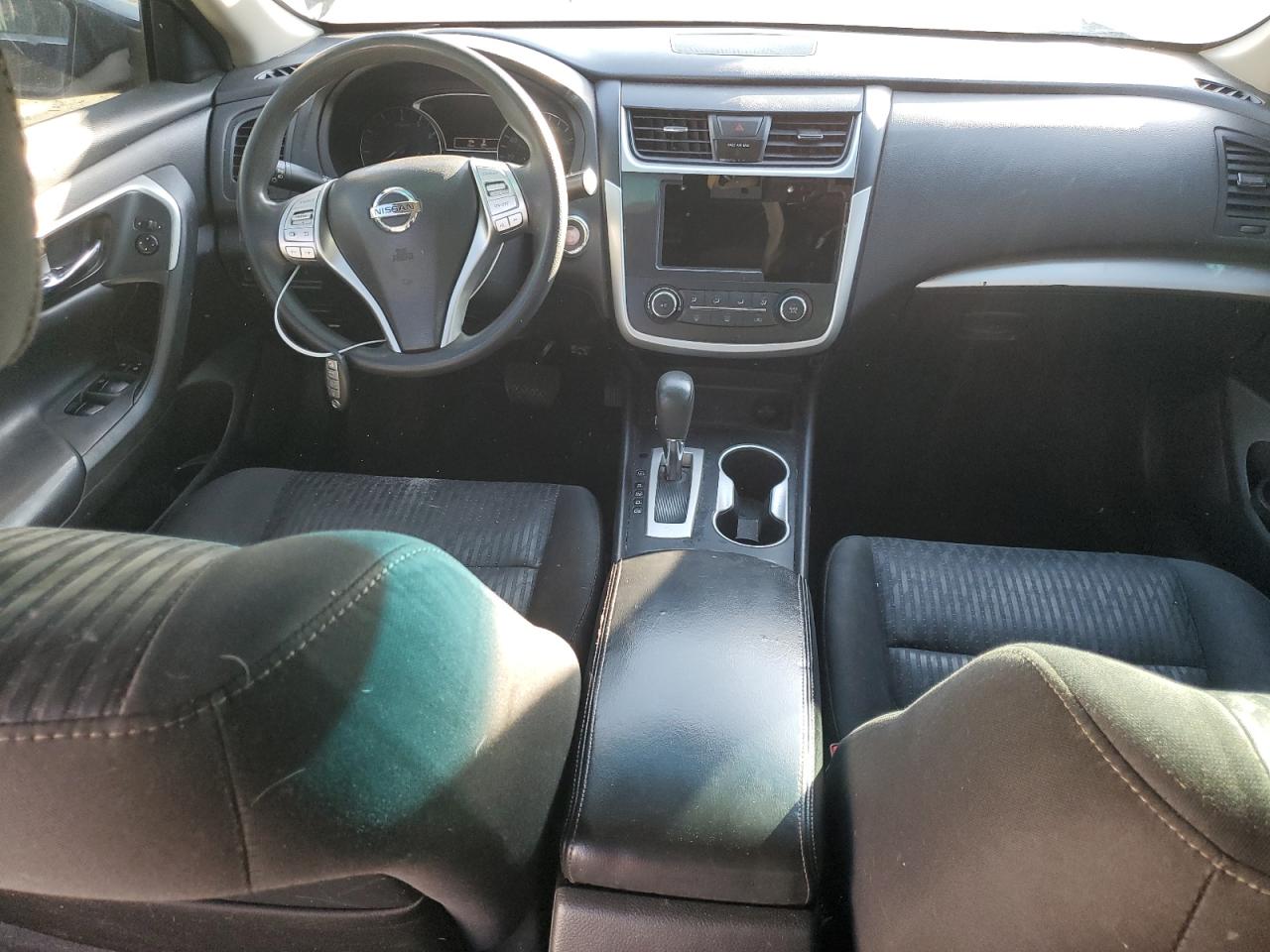 2016 Nissan Altima - Image 8