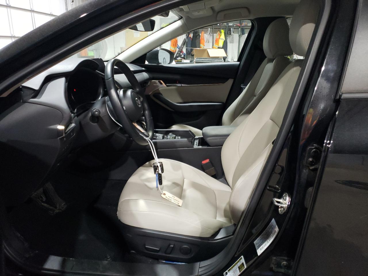 2020 Mazda 3 Preferred VIN: JM1BPBDM4L1171619 Lot: 57490554