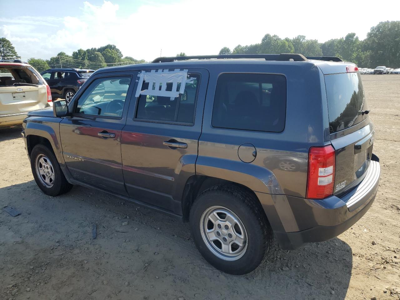 VIN 1C4NJPBB1FD401438 2015 JEEP PATRIOT no.2