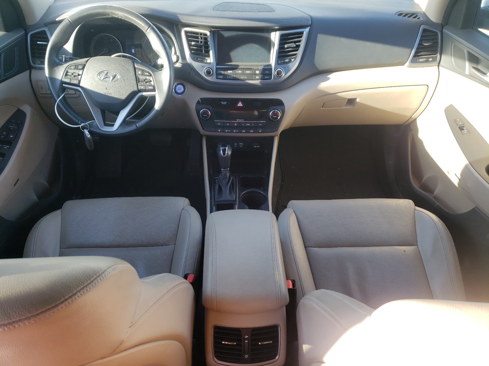 KM8J33A21HU291587 2017 Hyundai Tucson Limited