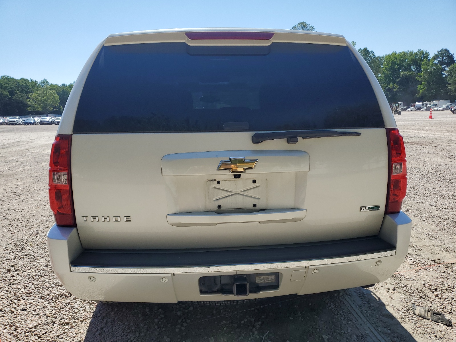 1GNSKCE08BR310920 2011 Chevrolet Tahoe K1500 Ltz