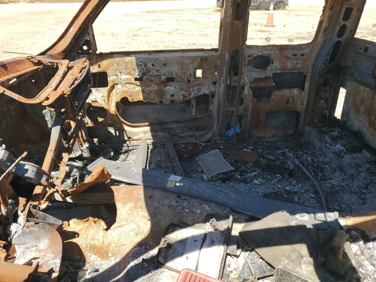 2004 GMC New Sierra C1500 VIN: 2GTEC19T641303214 Lot: 61077624