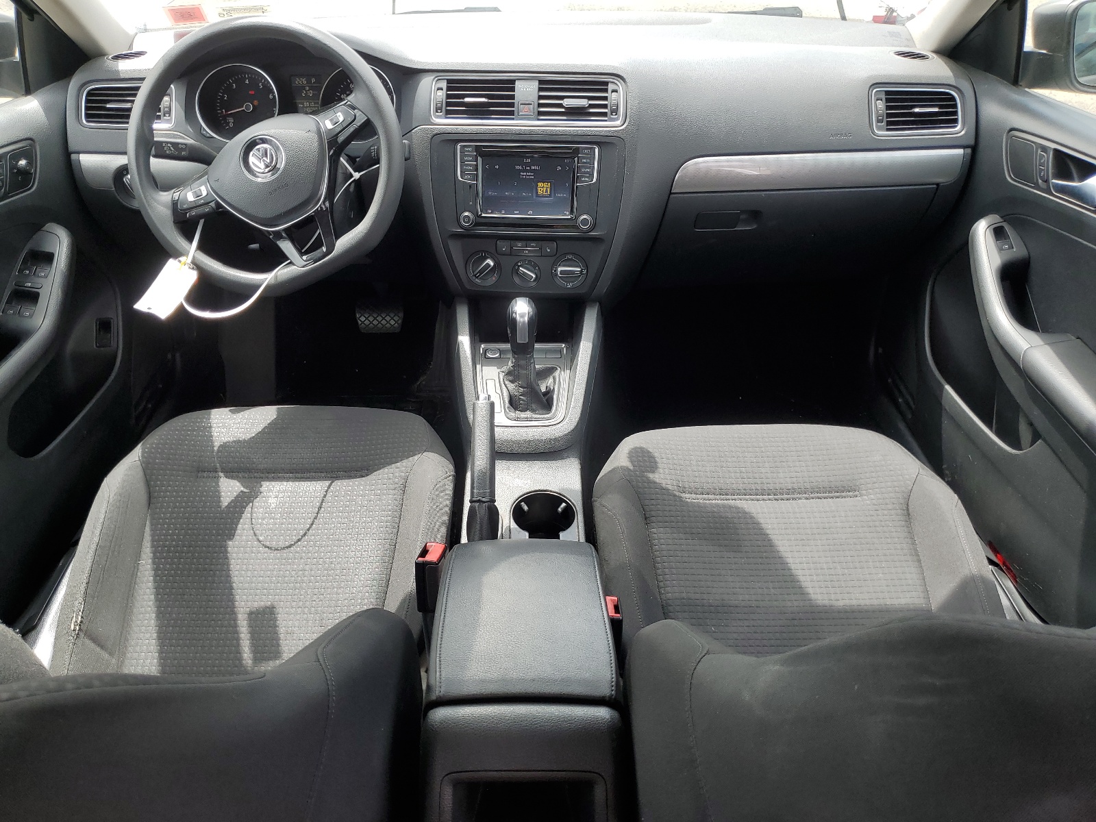 3VWD67AJ4GM284642 2016 Volkswagen Jetta Se