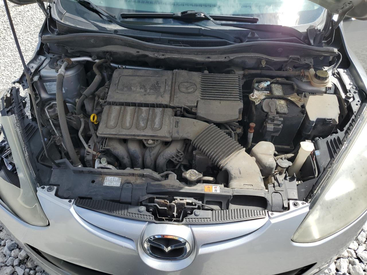 2012 Mazda 2 - Image 12