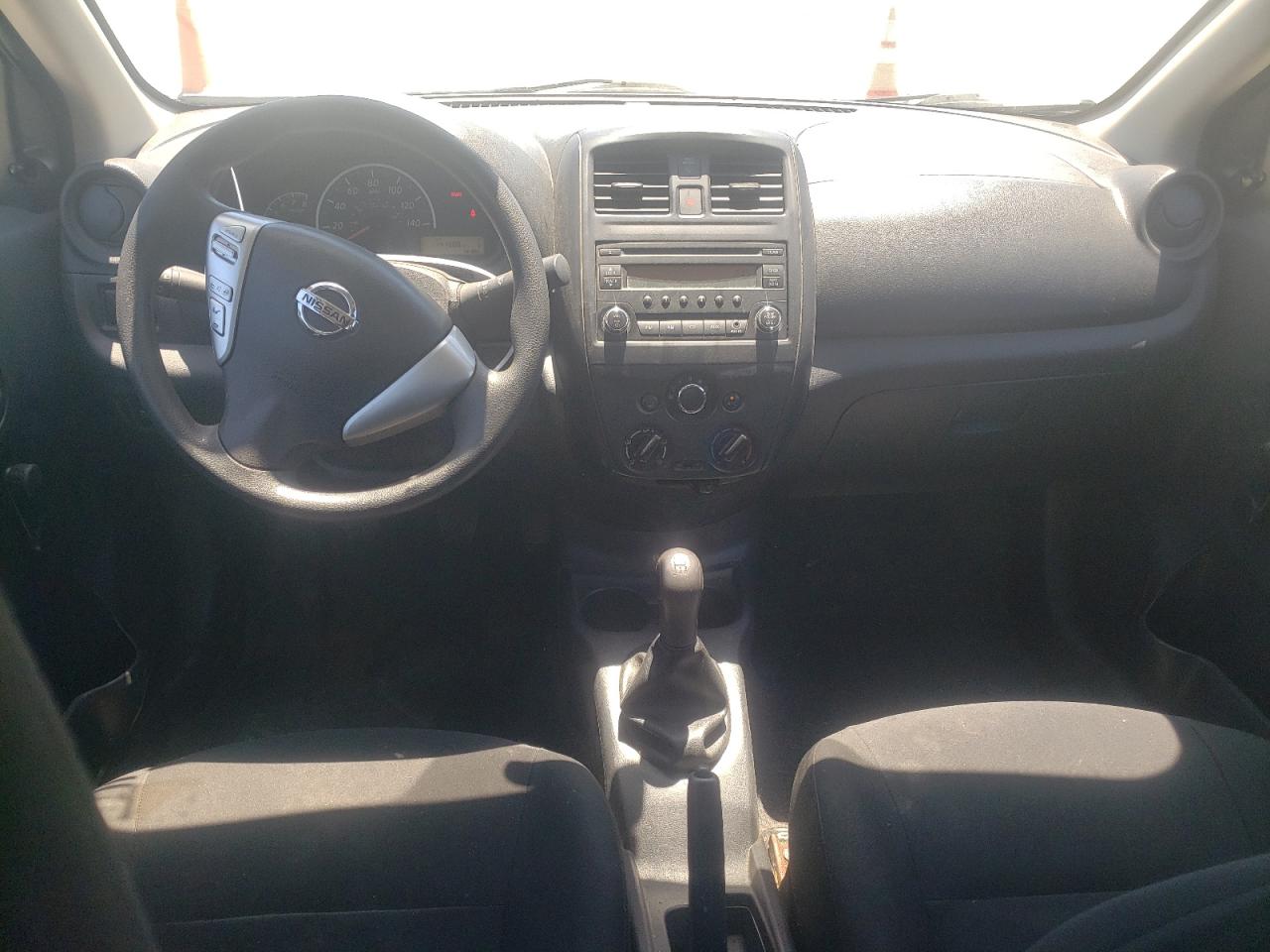 2015 Nissan Versa S VIN: 3N1CN7AP4FL825640 Lot: 60262014