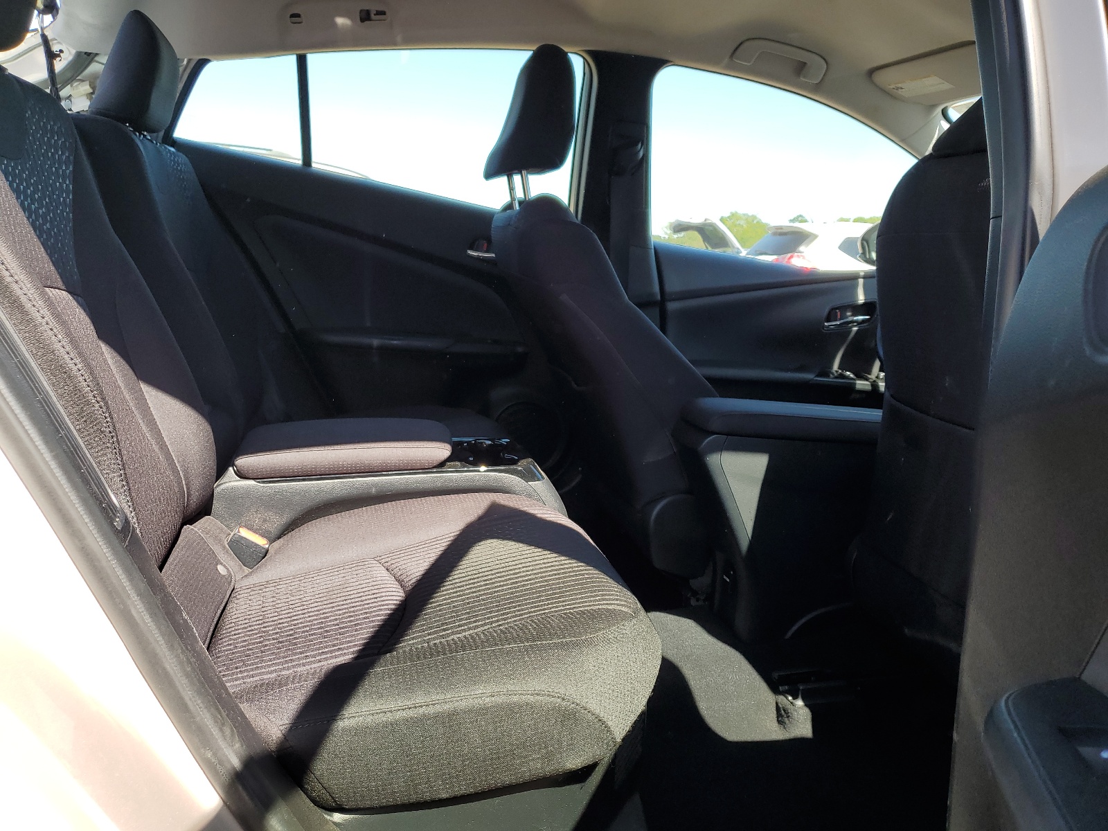 JTDKARFP3J3083793 2018 Toyota Prius Prime