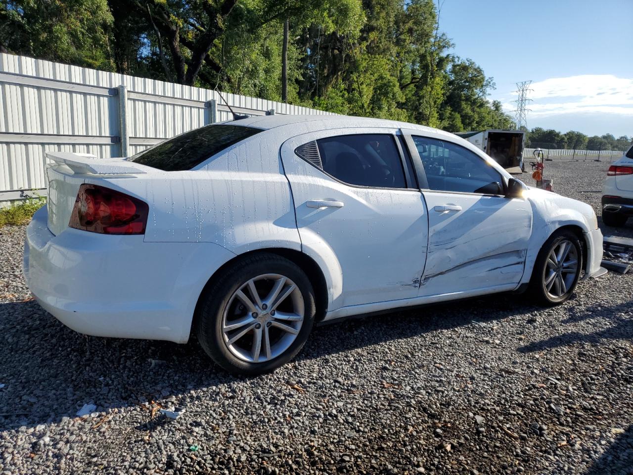 1C3CDZCG6DN749607 2013 Dodge Avenger Sxt