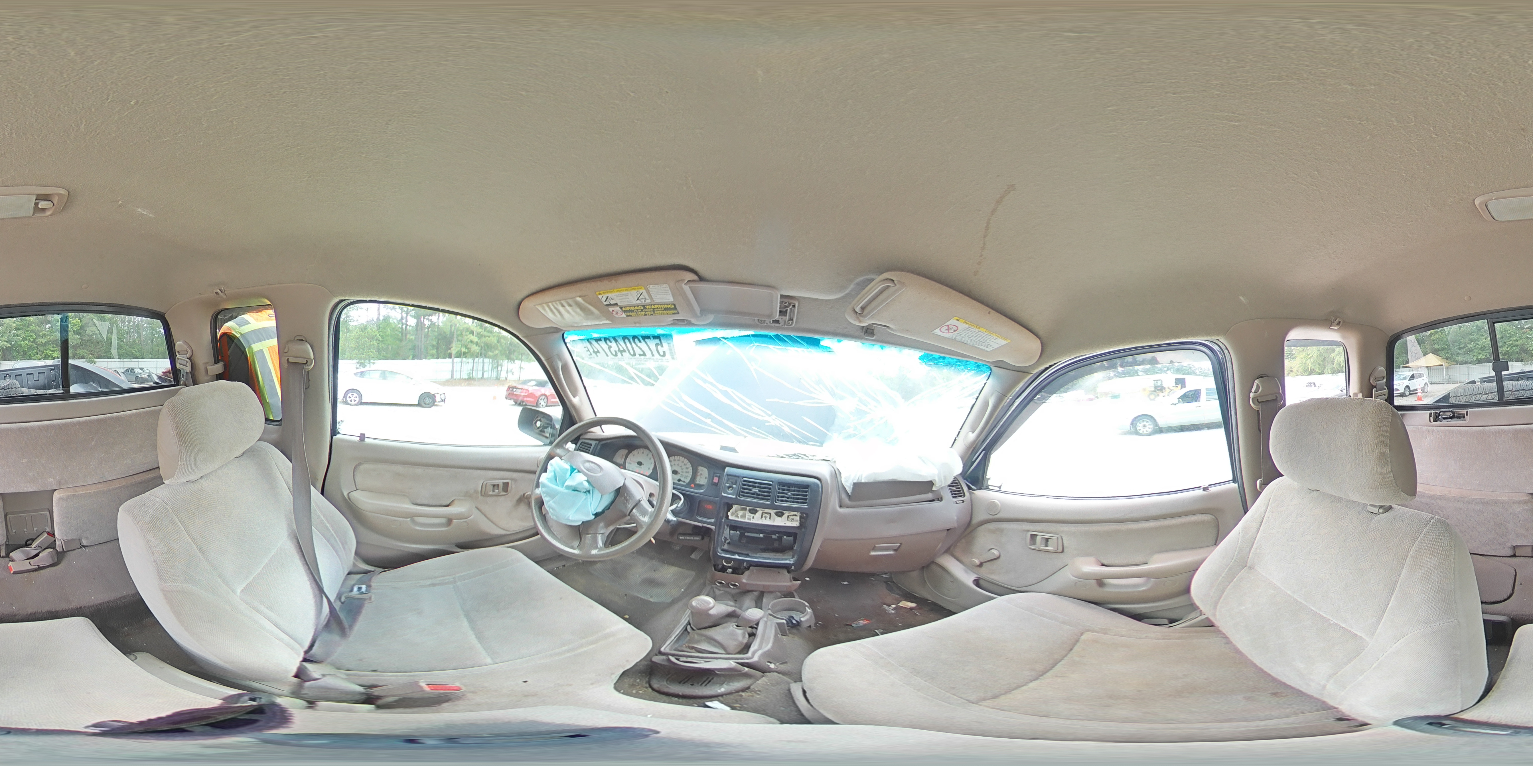 2004 Toyota Tacoma - Image 13