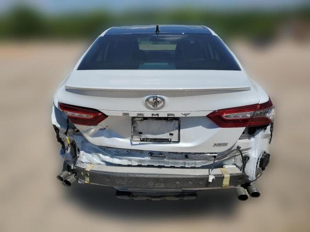  TOYOTA CAMRY 2019 Biały