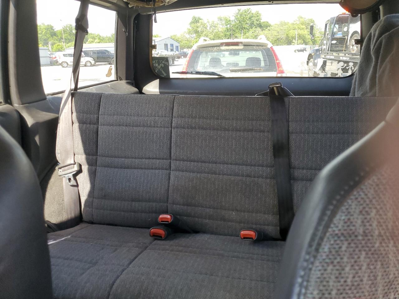 2000 Jeep Cherokee Sport VIN: 1J4FF48S5YL240137 Lot: 61045604