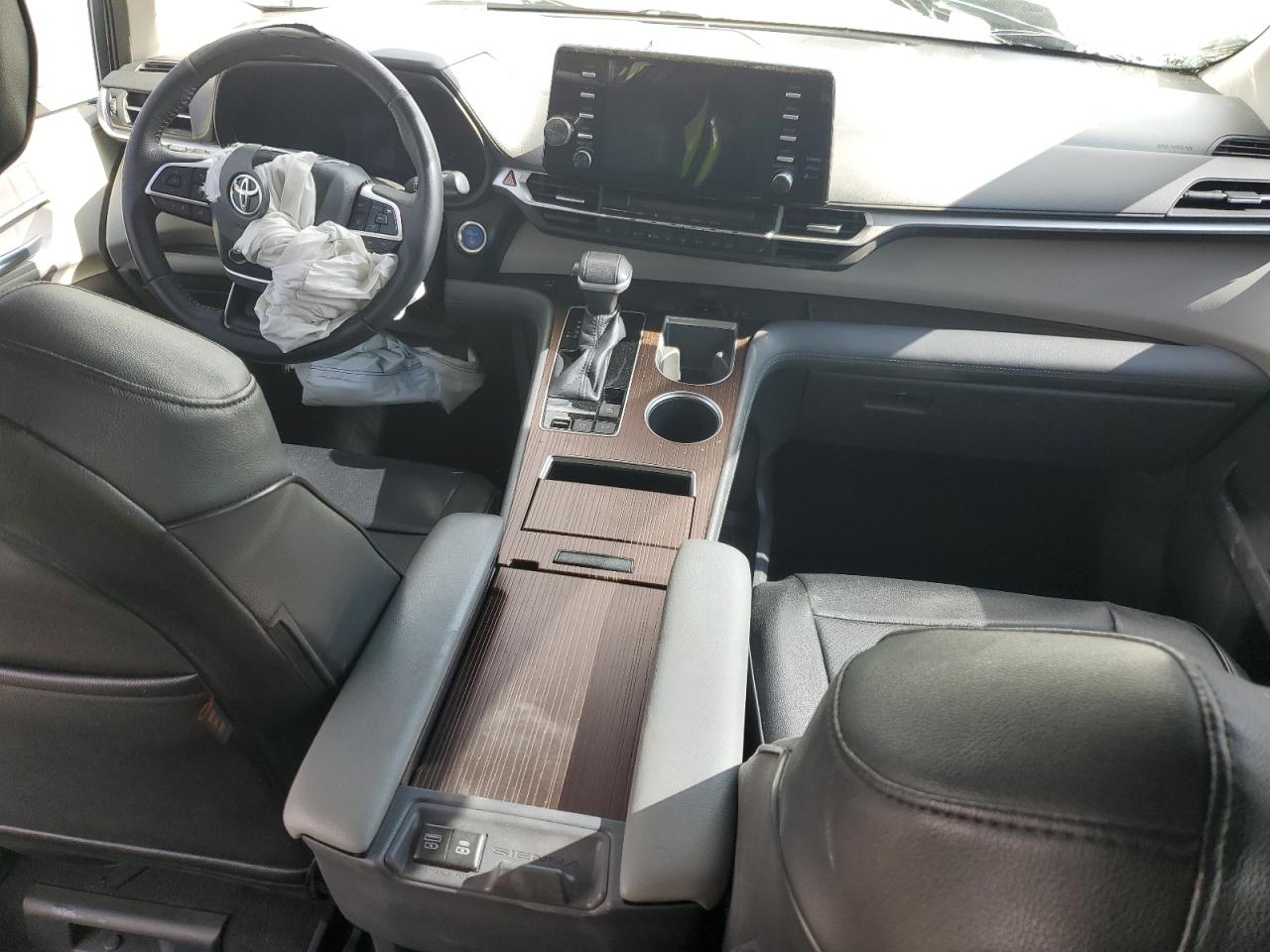 2022 Toyota Sienna Xle VIN: 5TDYRKEC4NS107967 Lot: 60634354