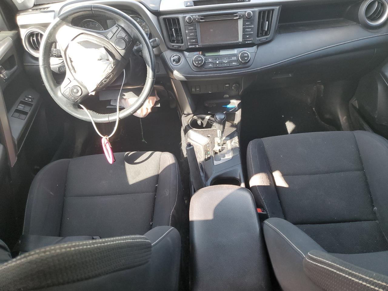 2018 Toyota RAV 4 - Image 8