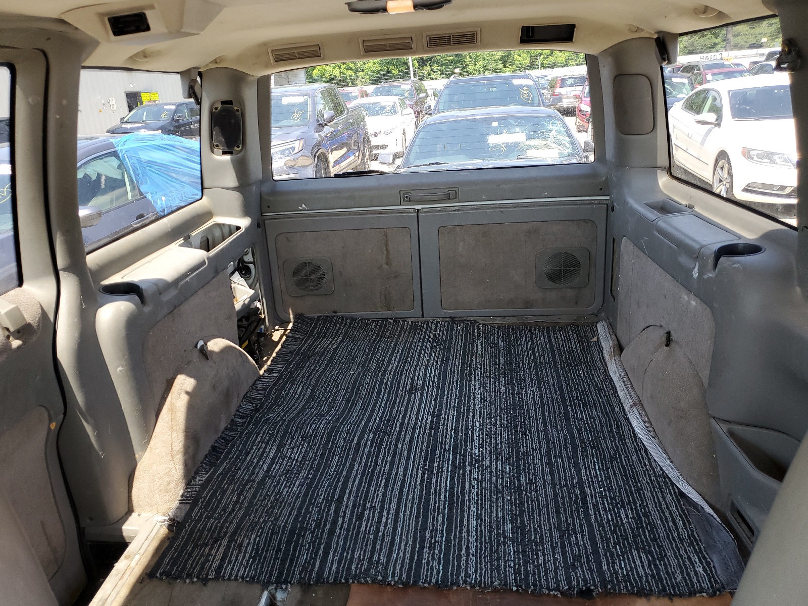 1GKEL19W51B520117 2001 GMC Safari Xt