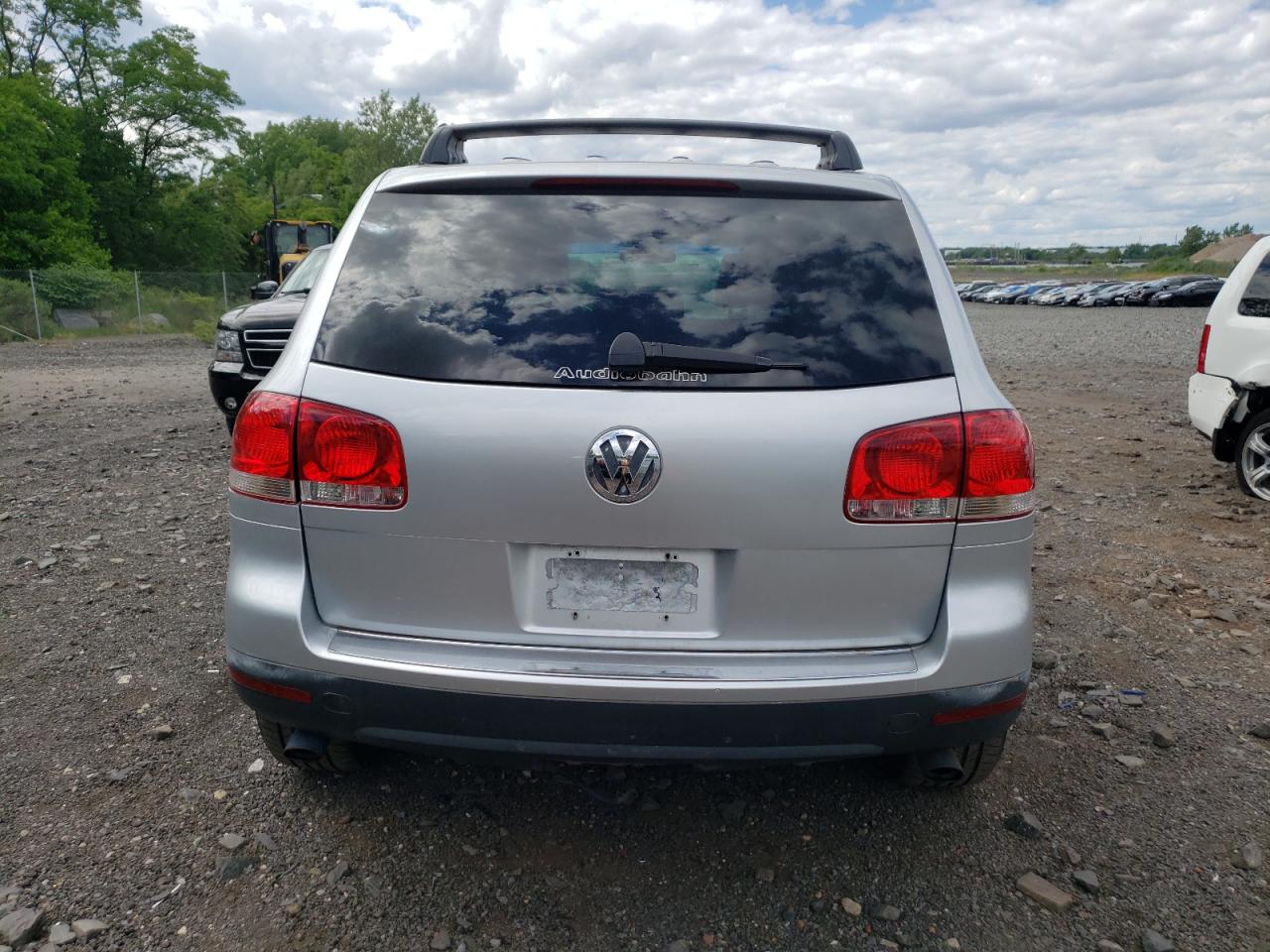 2005 Volkswagen Touareg 3.2 VIN: WVGZG77L15D057945 Lot: 58201604