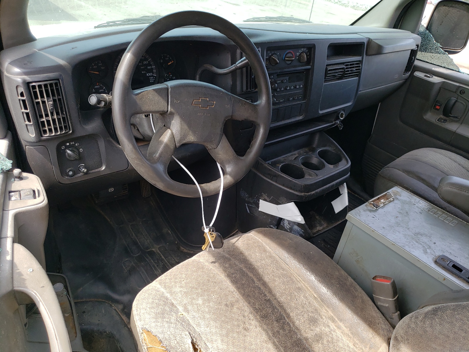 1GCFG15X241173374 2004 Chevrolet Express G1500