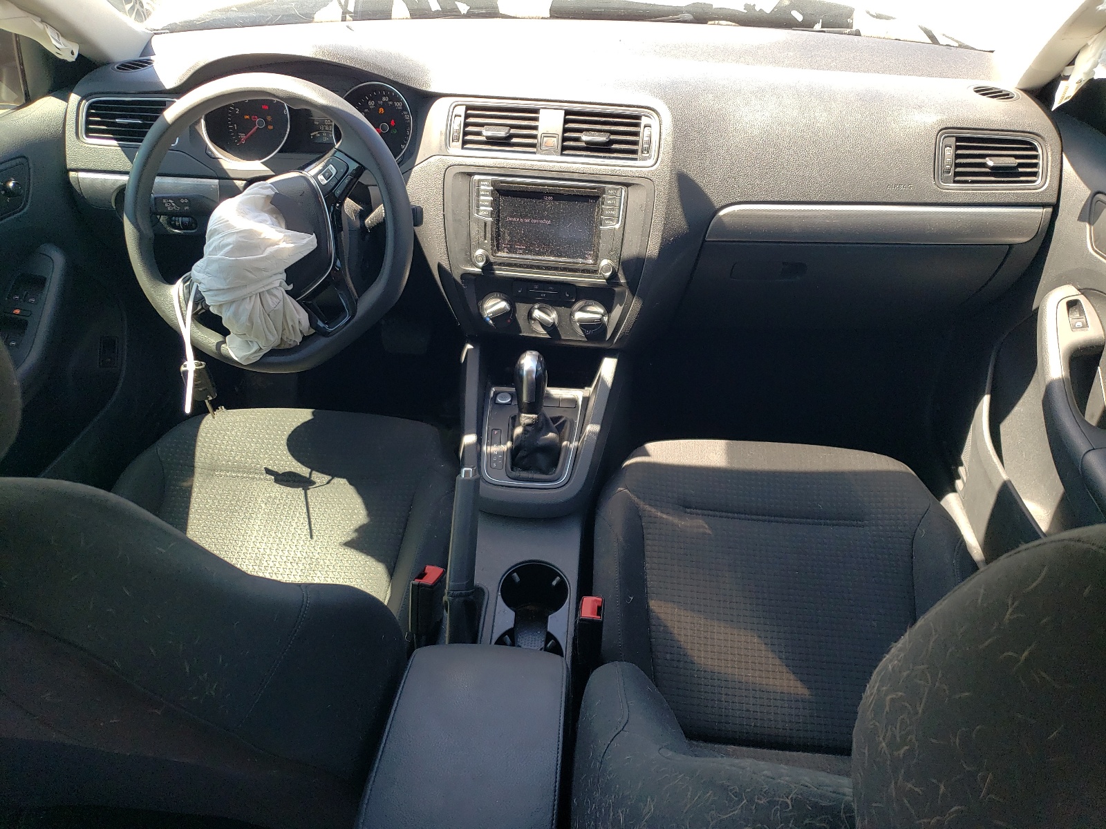 3VWD67AJ4GM350431 2016 Volkswagen Jetta Se