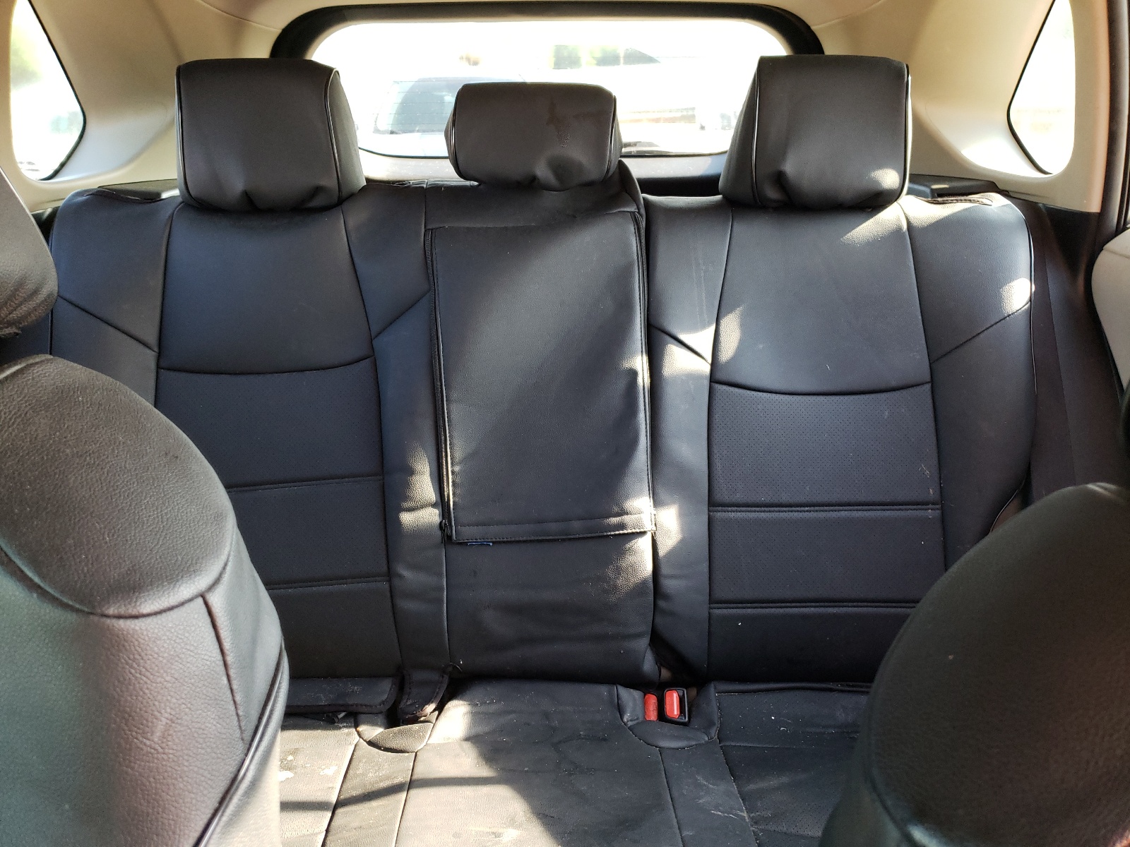 JTMP1RFV4KD026776 2019 Toyota Rav4 Xle