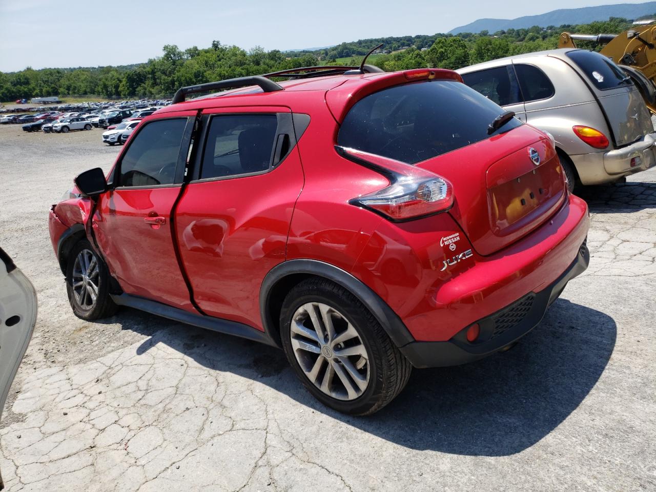 2015 Nissan Juke S VIN: JN8AF5MV6FT564172 Lot: 60572014