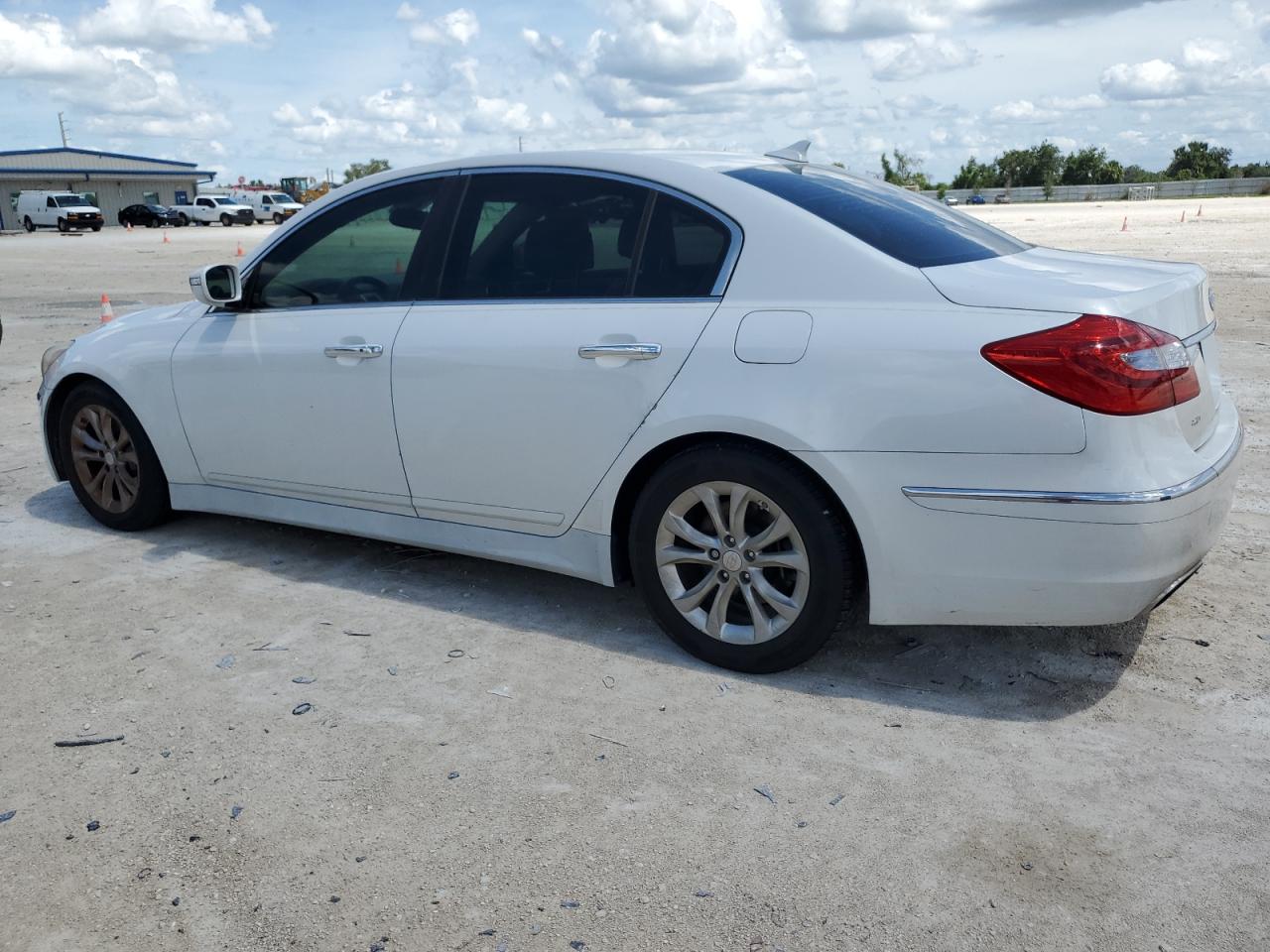 2013 Hyundai Genesis 3.8L VIN: KMHGC4DD1DU249962 Lot: 59622574