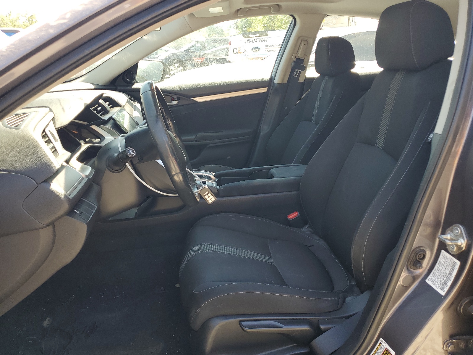 19XFC1F34JE201157 2018 Honda Civic Ex