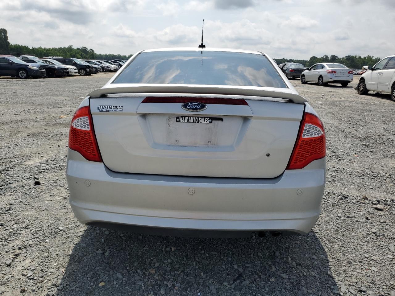 2012 Ford Fusion S VIN: 3FAHP0GA7CR336817 Lot: 57495514