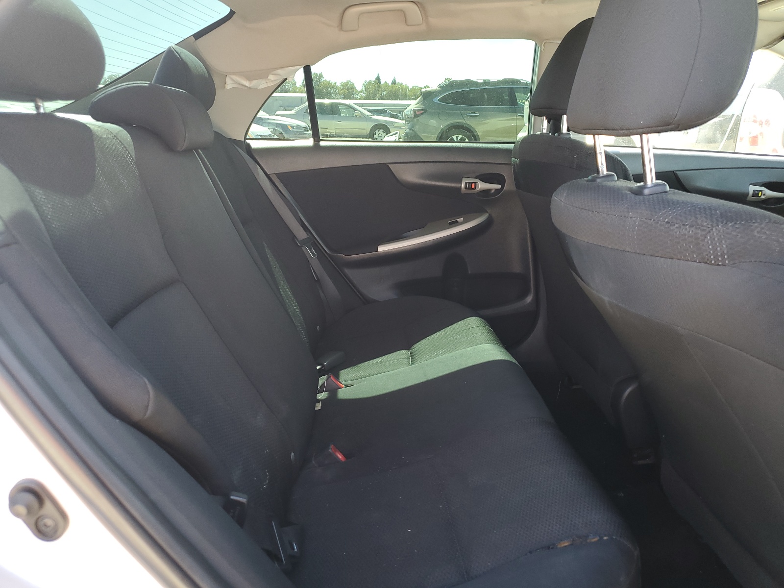 2T1BU4EE2BC704296 2011 Toyota Corolla Base