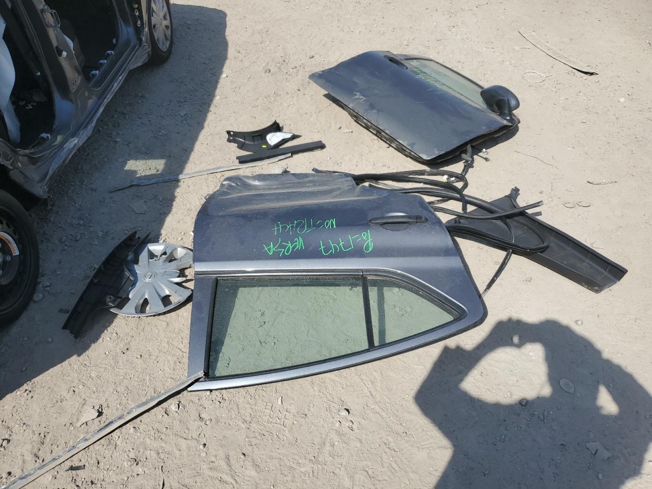 2018 Nissan Versa S VIN: 3N1CN7AP3JL853874 Lot: 57722394