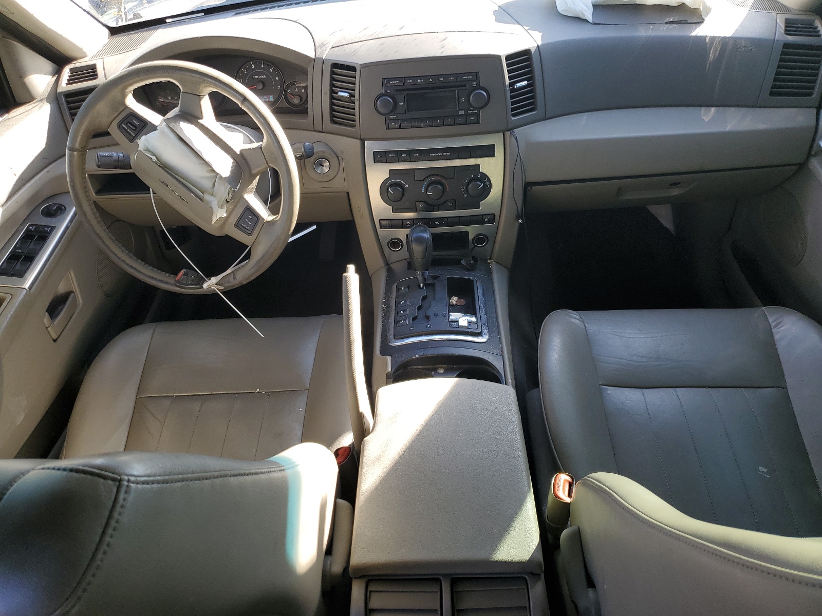 1J4HR48N15C604950 2005 Jeep Grand Cherokee Laredo