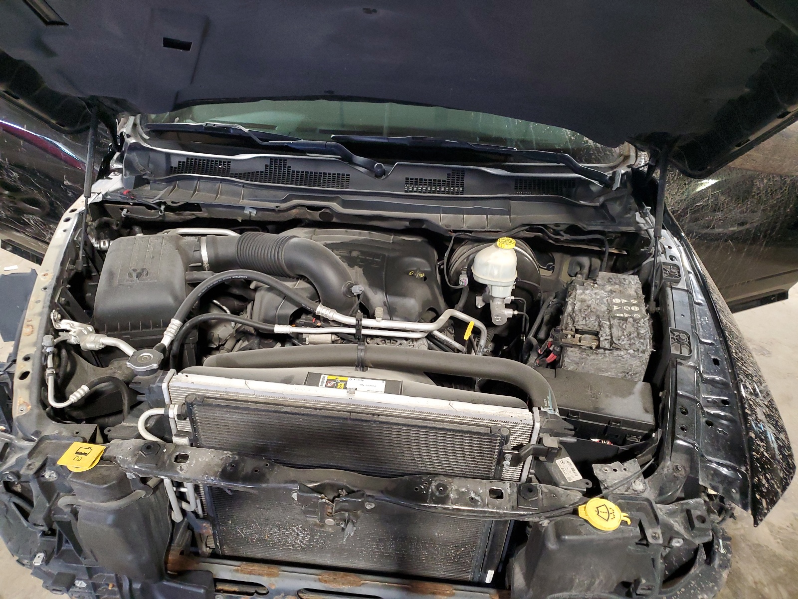 1C6RR7KT0FS557640 2015 Ram 1500 St