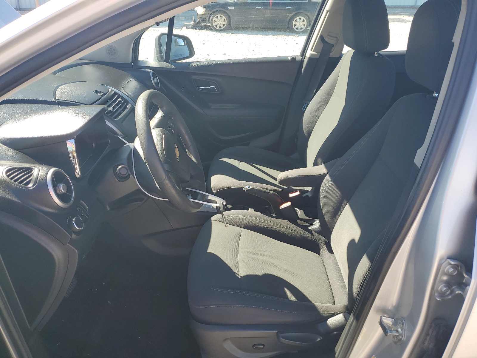 3GNCJKSB3FL225892 2015 Chevrolet Trax Ls