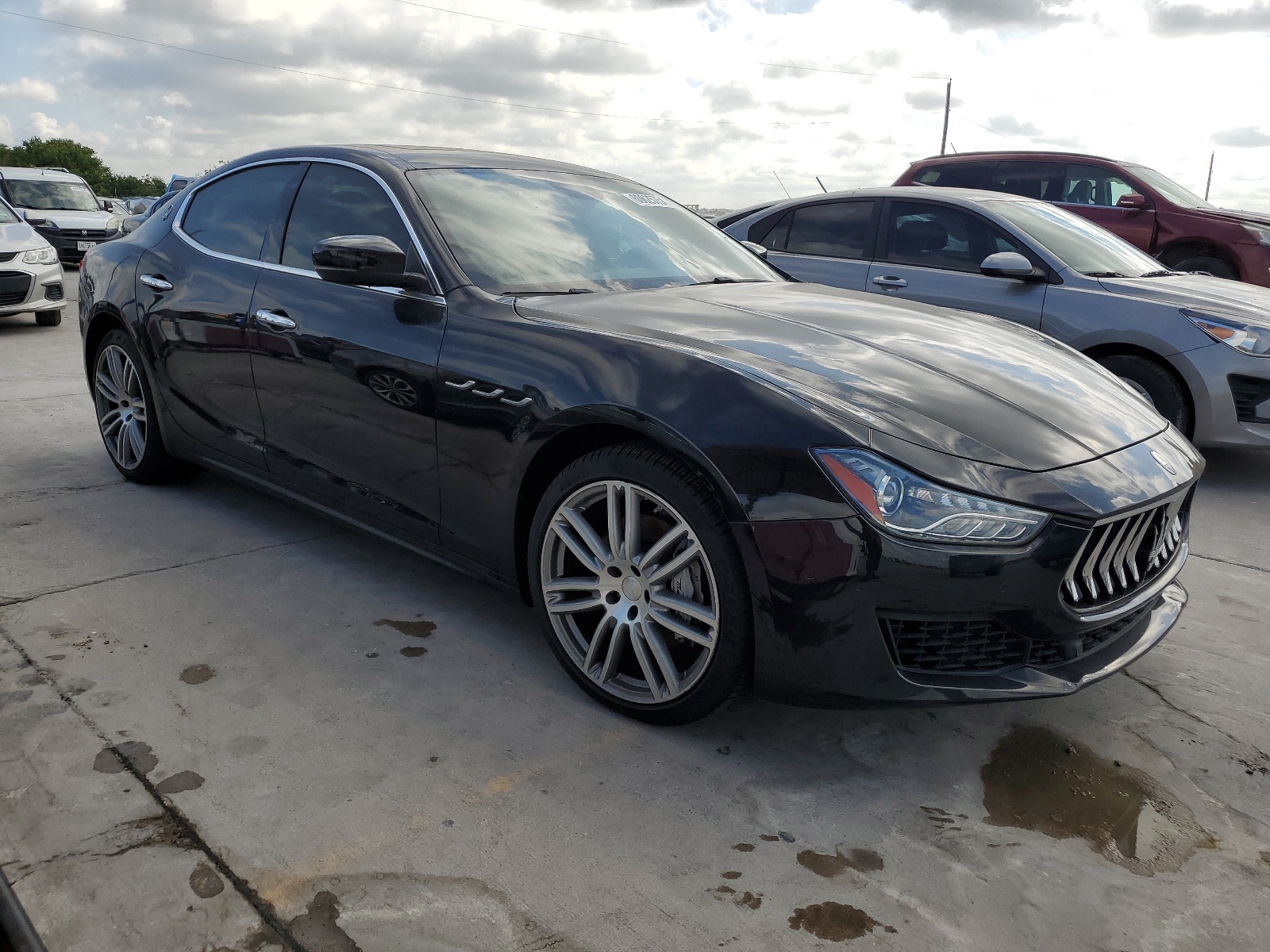 2019 Maserati Ghibli vin: ZAM57XSAXK1308611