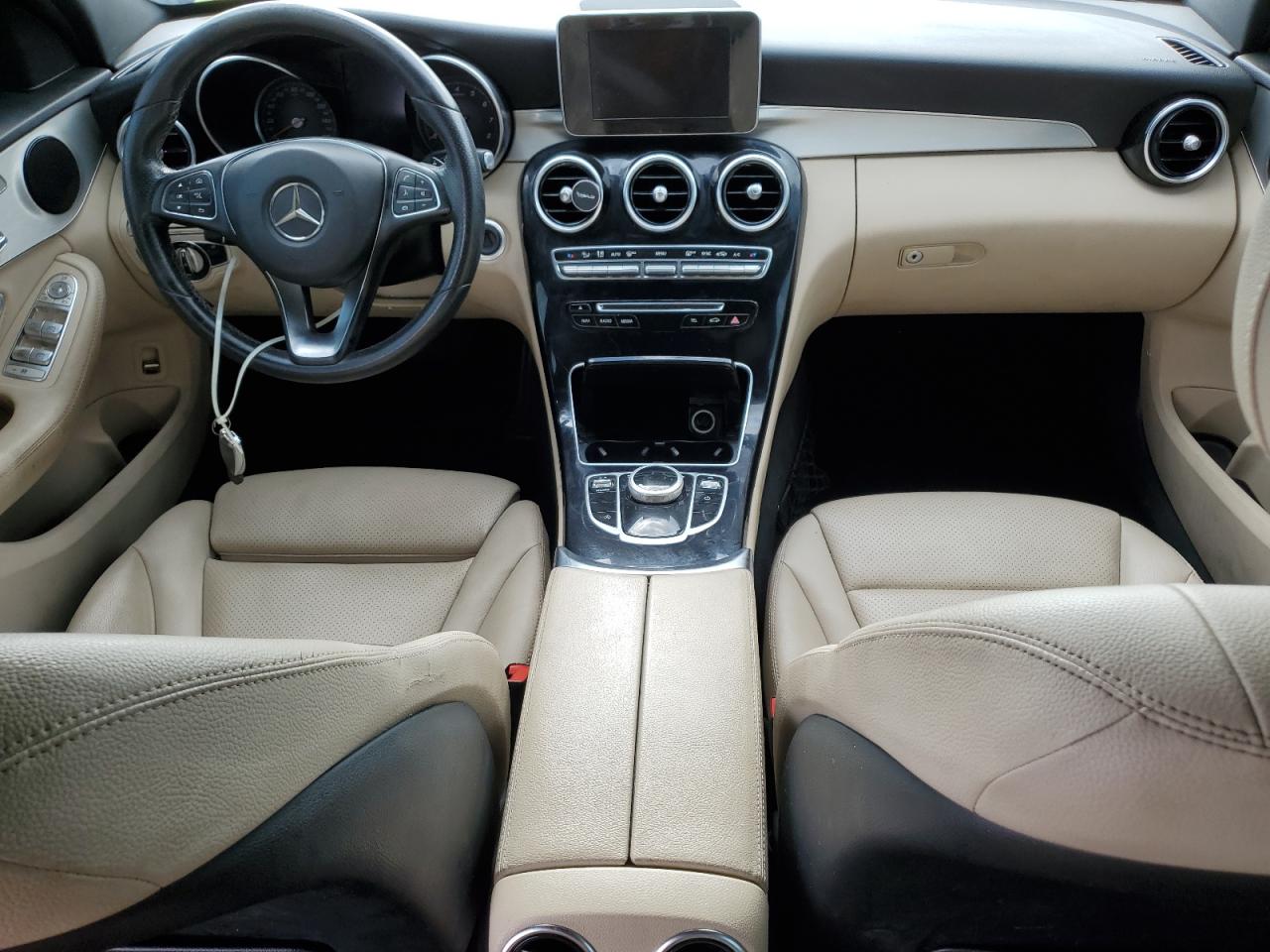 2018 Mercedes-Benz C 300 VIN: 55SWF4JB1JU247027 Lot: 59292924