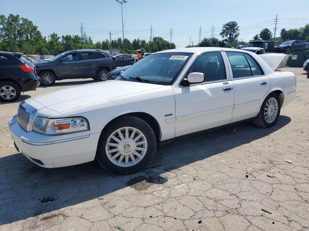 2009 Mercury Grand Marquis Ls for Sale in Bridgeton, MO - Rear End