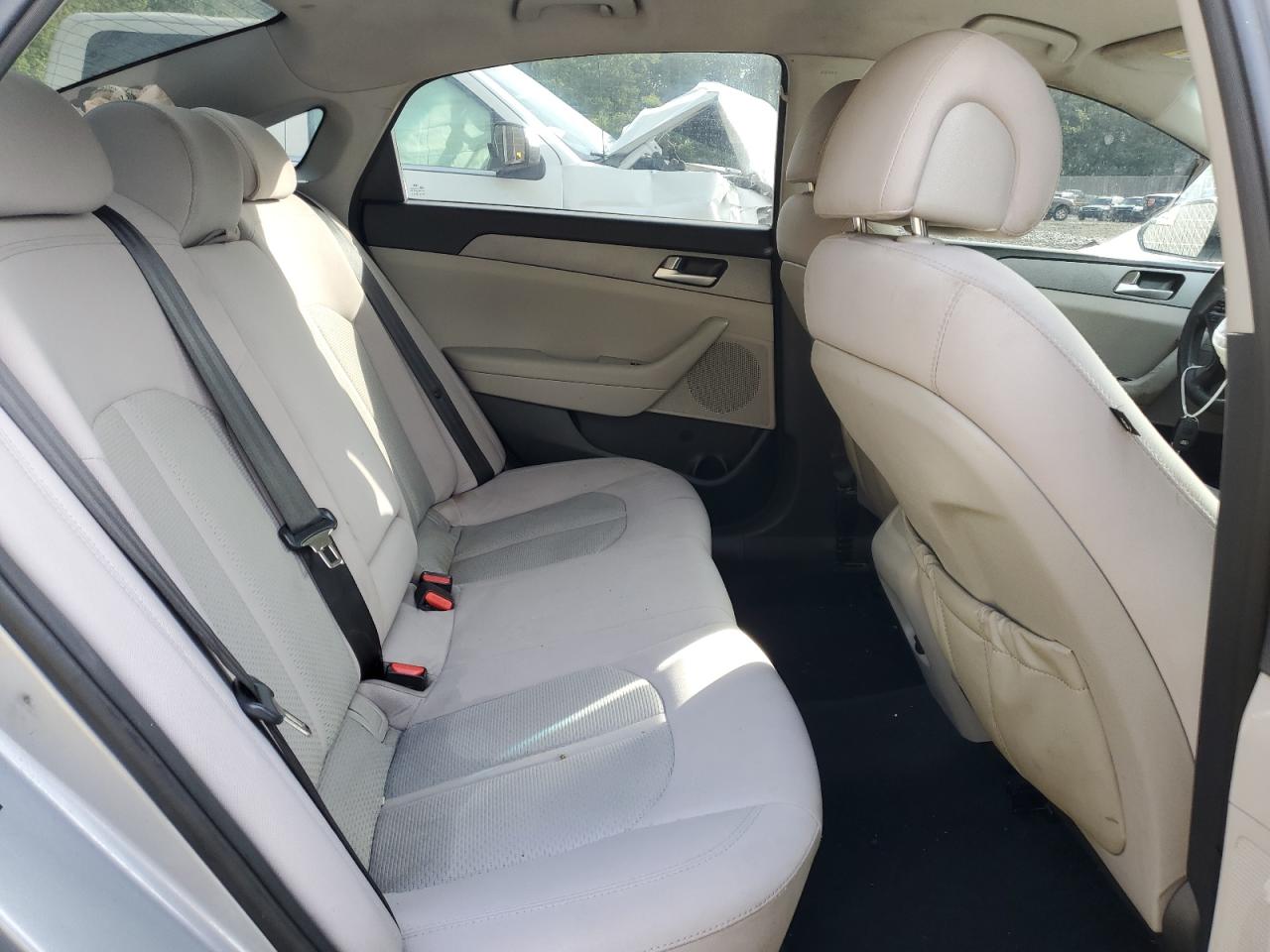 2015 Hyundai Sonata Se VIN: 5NPE24AF2FH146681 Lot: 60764064