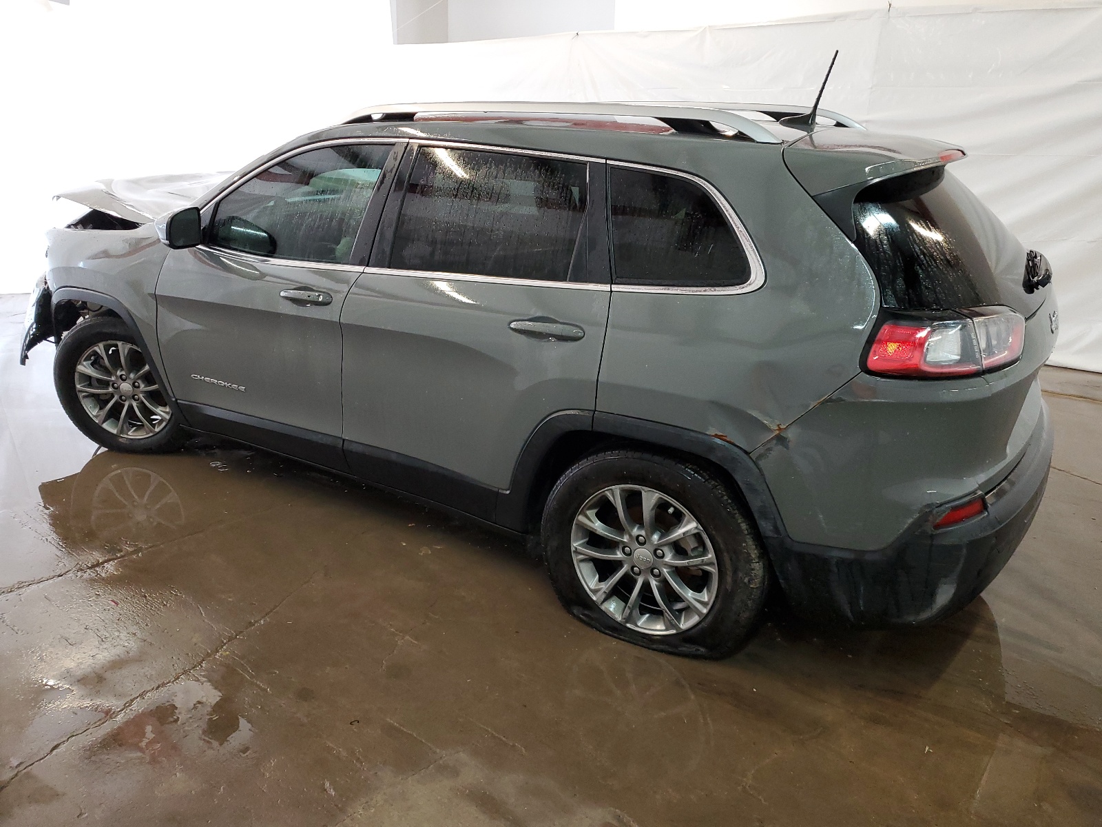 2020 Jeep Cherokee Latitude Plus vin: 1C4PJLLB2LD538657