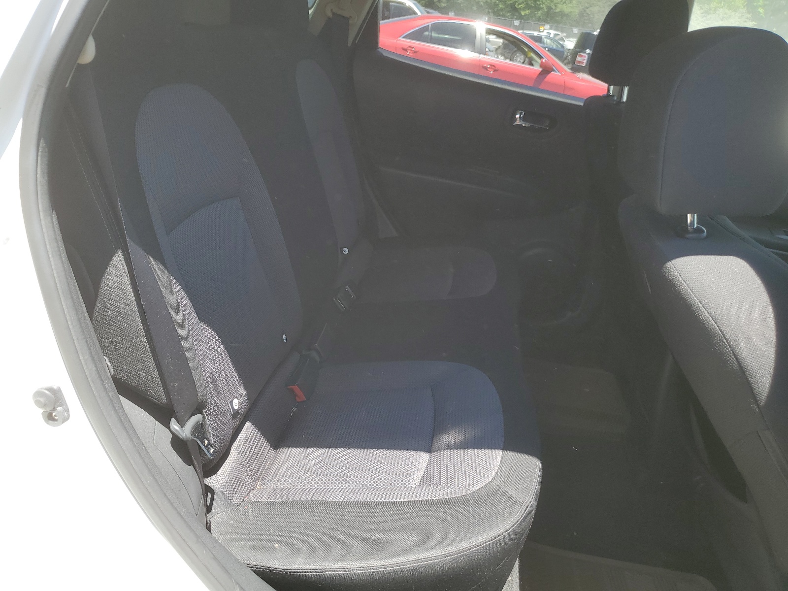 JN8AS5MV5BW301823 2011 Nissan Rogue S