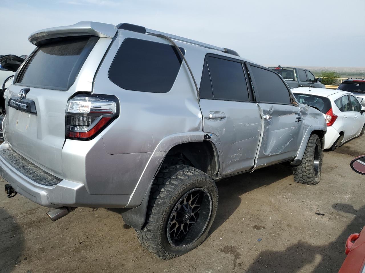 VIN JTEBU5JR7G5399313 2016 TOYOTA 4RUNNER no.3