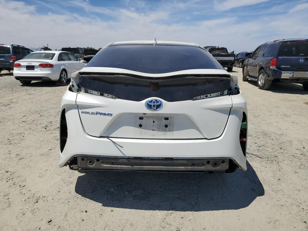 JTDKARFP5J3103980 2018 Toyota Prius Prime
