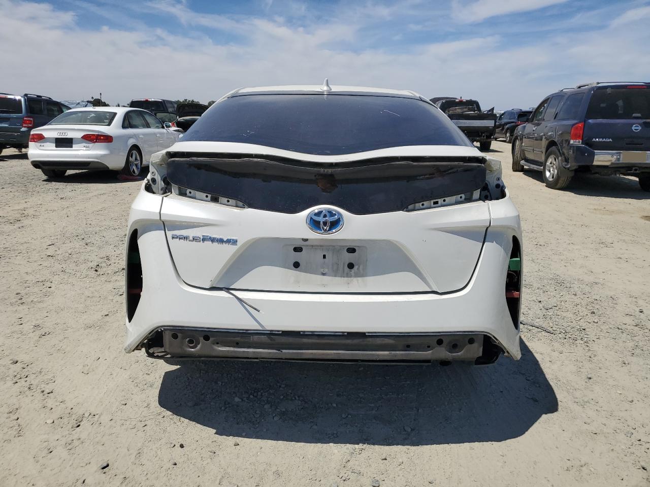 2018 Toyota Prius Prime VIN: JTDKARFP5J3103980 Lot: 60739634