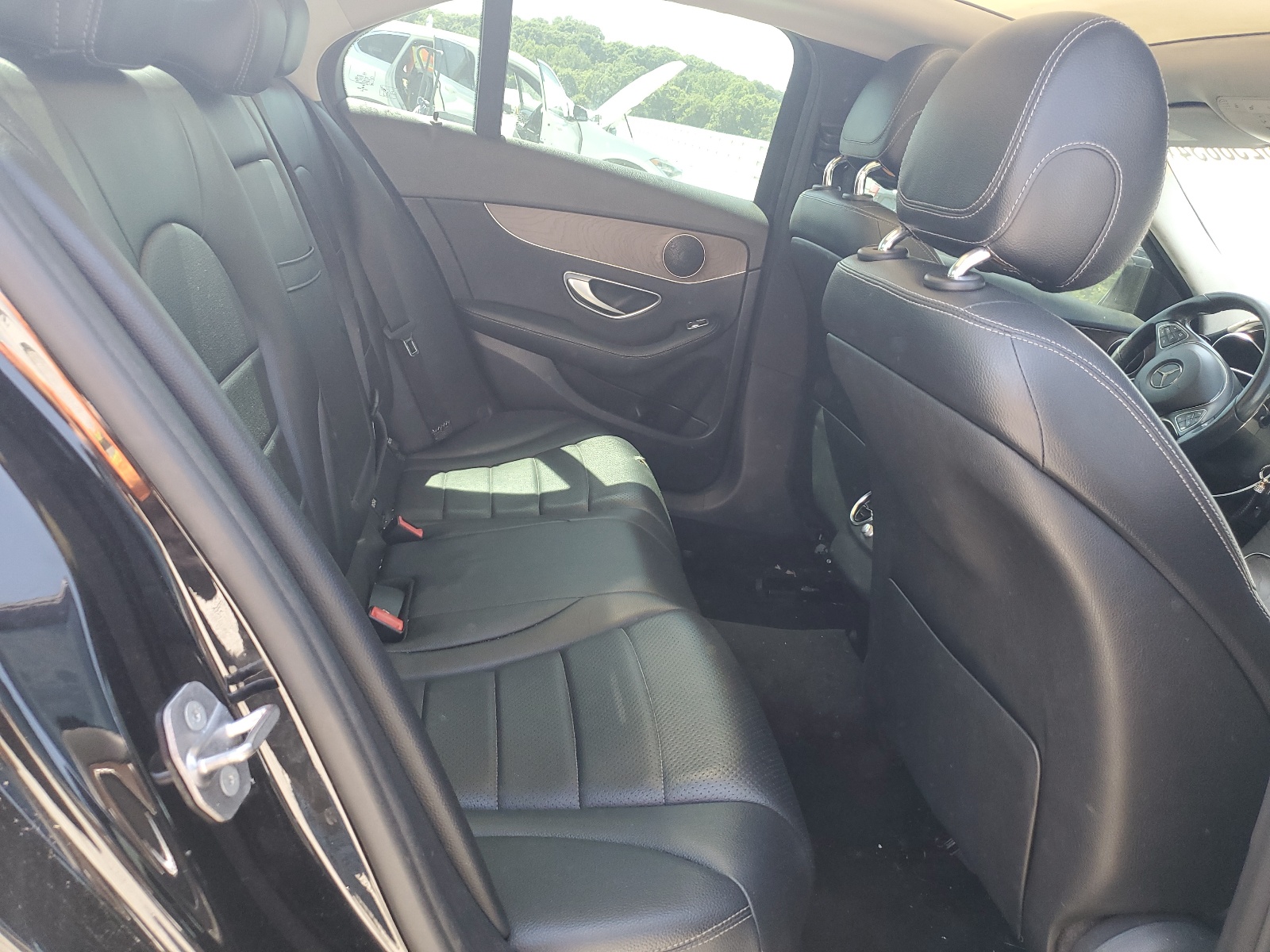 55SWF4JB8HU214942 2017 Mercedes-Benz C 300