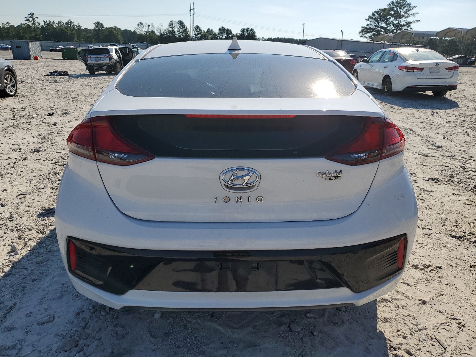 KMHC65LC1JU066044 2018 Hyundai Ioniq Blue